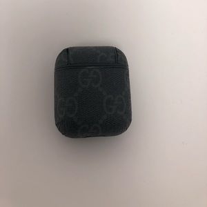 Luxury AirPod case cover!!🖤